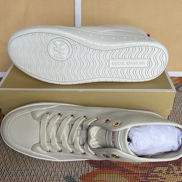 MICHAEL KORS SHEA MID HIGH TOP
FAUX LEATHER
49R4SHFE5L
ELECTRIC PINK
sneakers - Picture 6 of 16